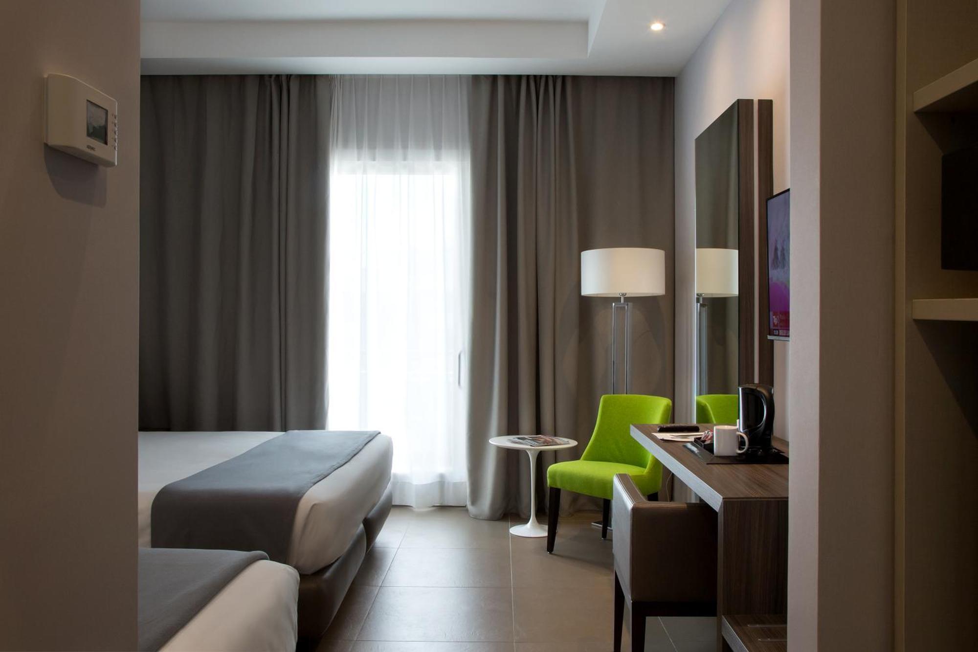 Comfort Triple Room